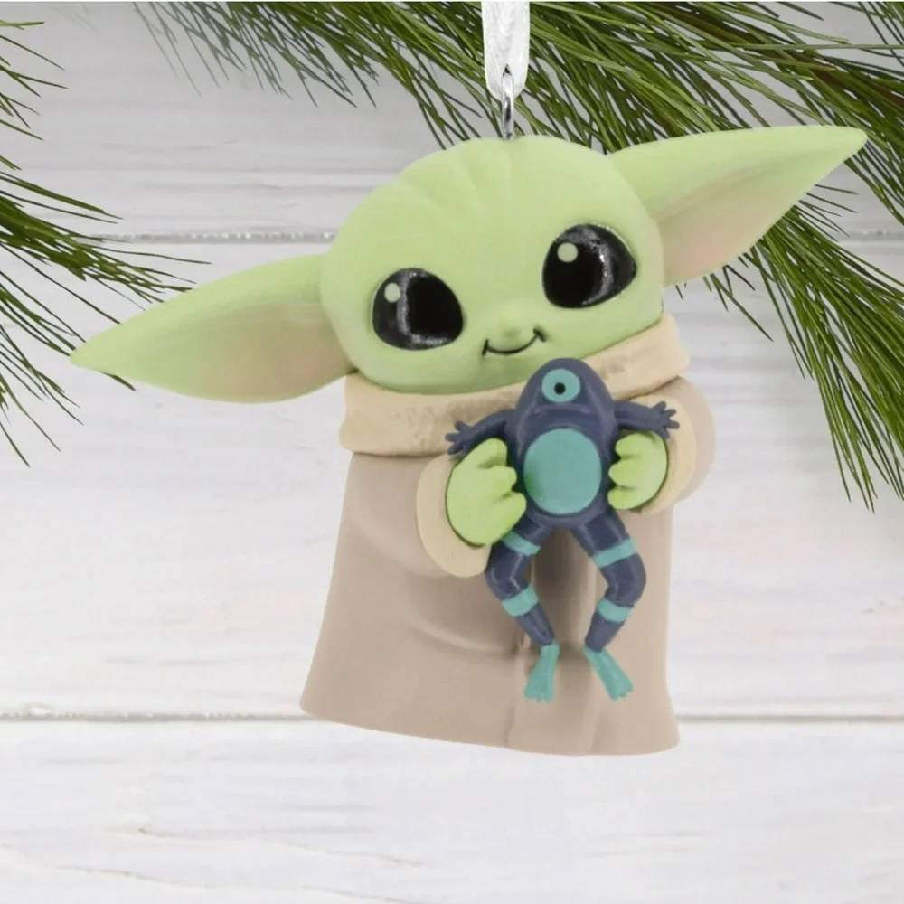 Hallmark Star Wars the Mandalorian “Grogu” Christmas Ornament (NWT)